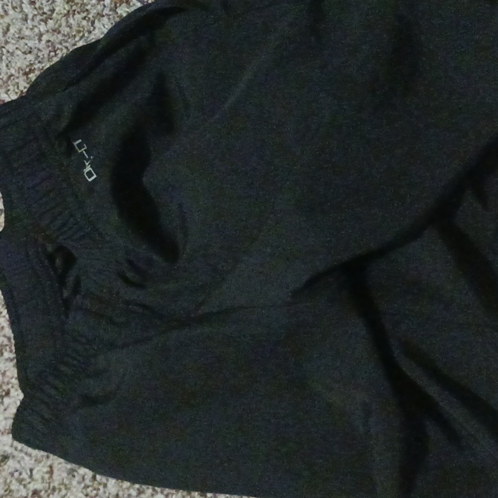 NIKE - Picture 2 of 2